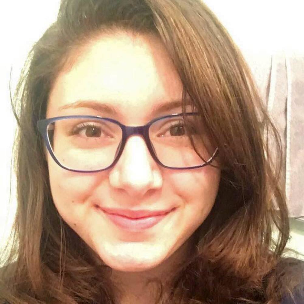 Meet your Posher, Emily